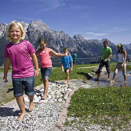 Hotel Bacher Asitzstubn Leogang Ngoại thất bức ảnh