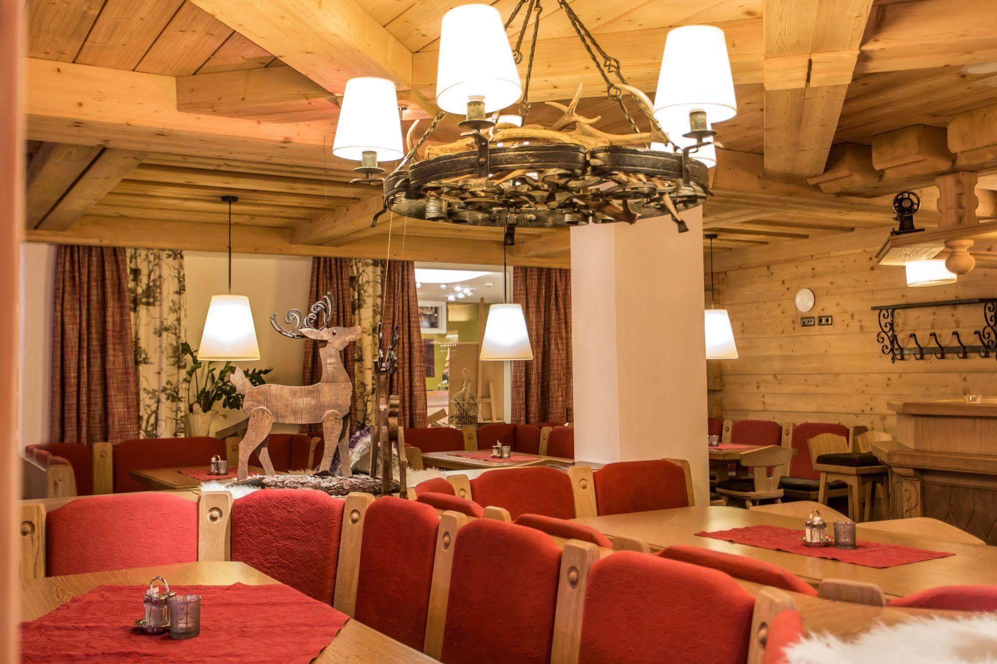 Hotel Bacher Asitzstubn Leogang Ngoại thất bức ảnh